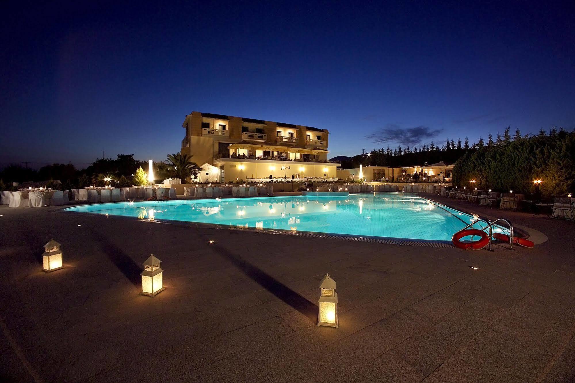 Dekelia Hotel Athene Buitenkant foto