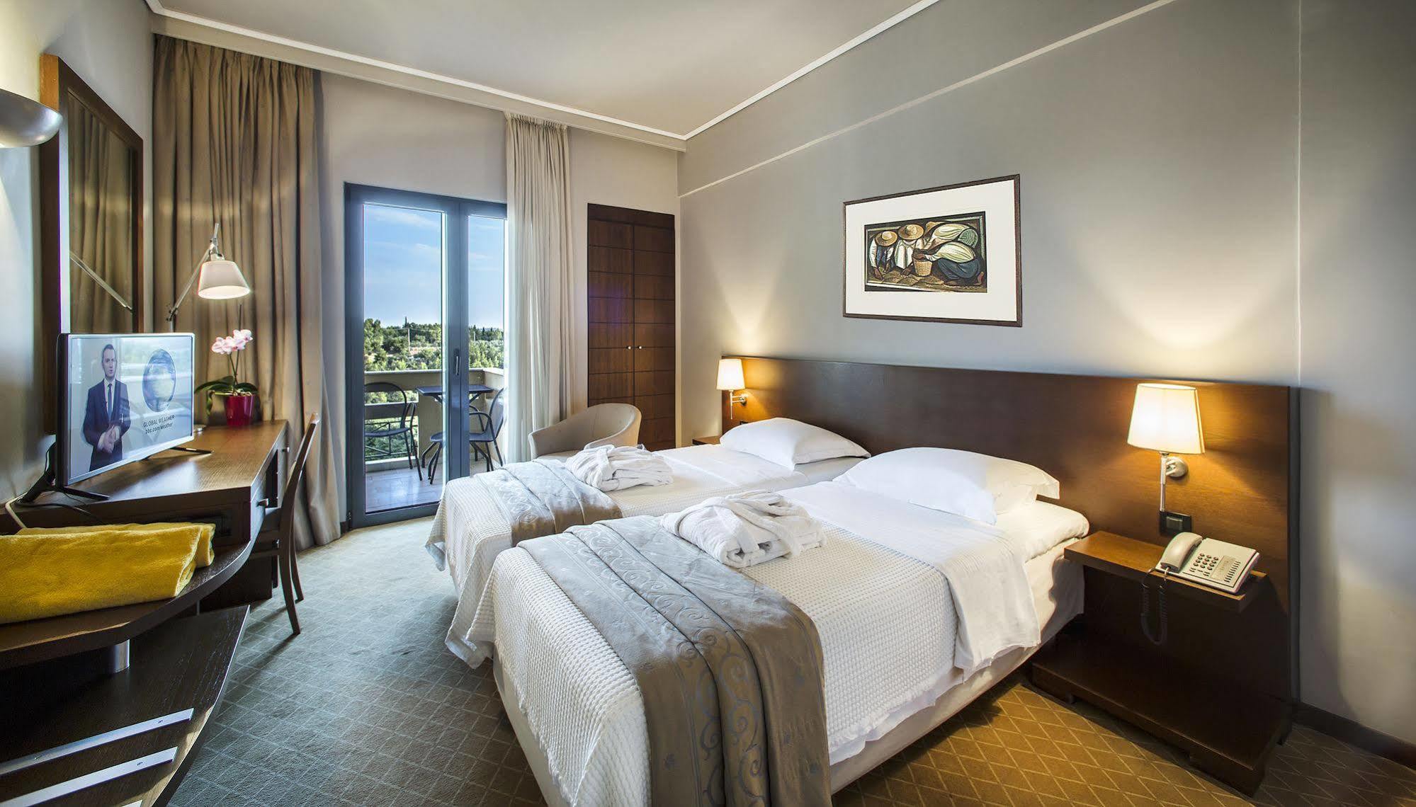Dekelia Hotel Athene Buitenkant foto