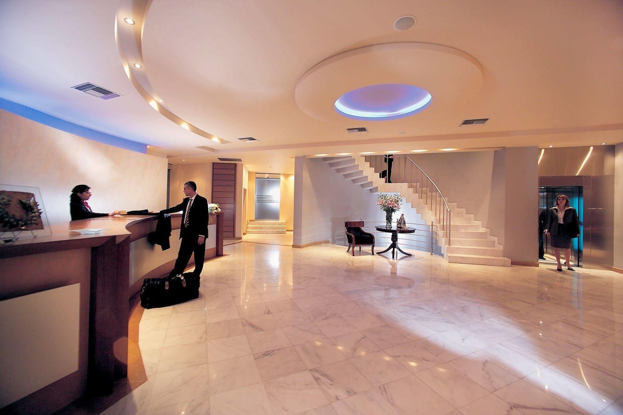 Dekelia Hotel Athene Buitenkant foto